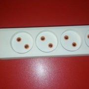 MULTI-LET КОЛОДКАХ4 БЕЗ ЗАЗЕМЛЕНИЕ